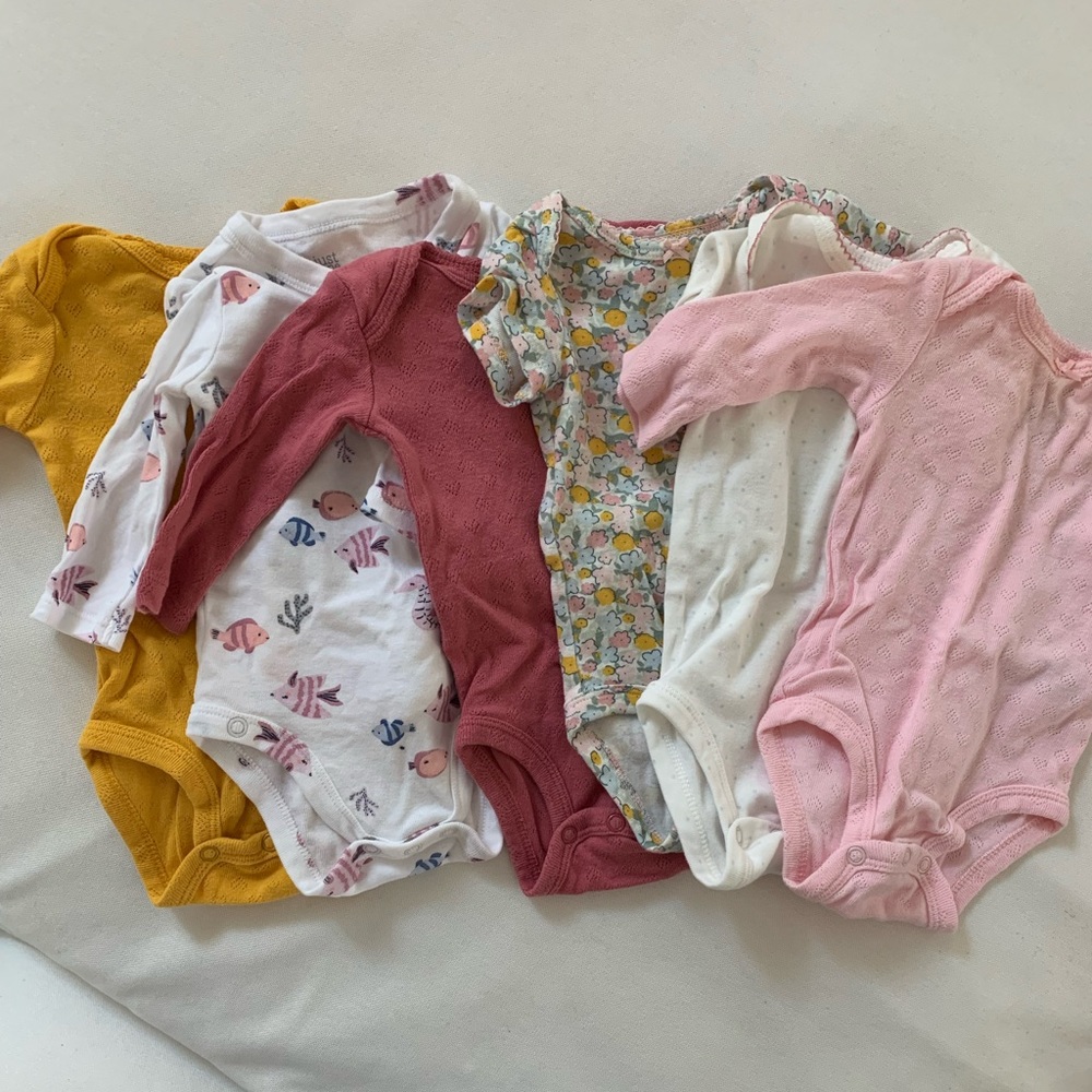 Bundle of 3 Mos Baby Girl Onesies